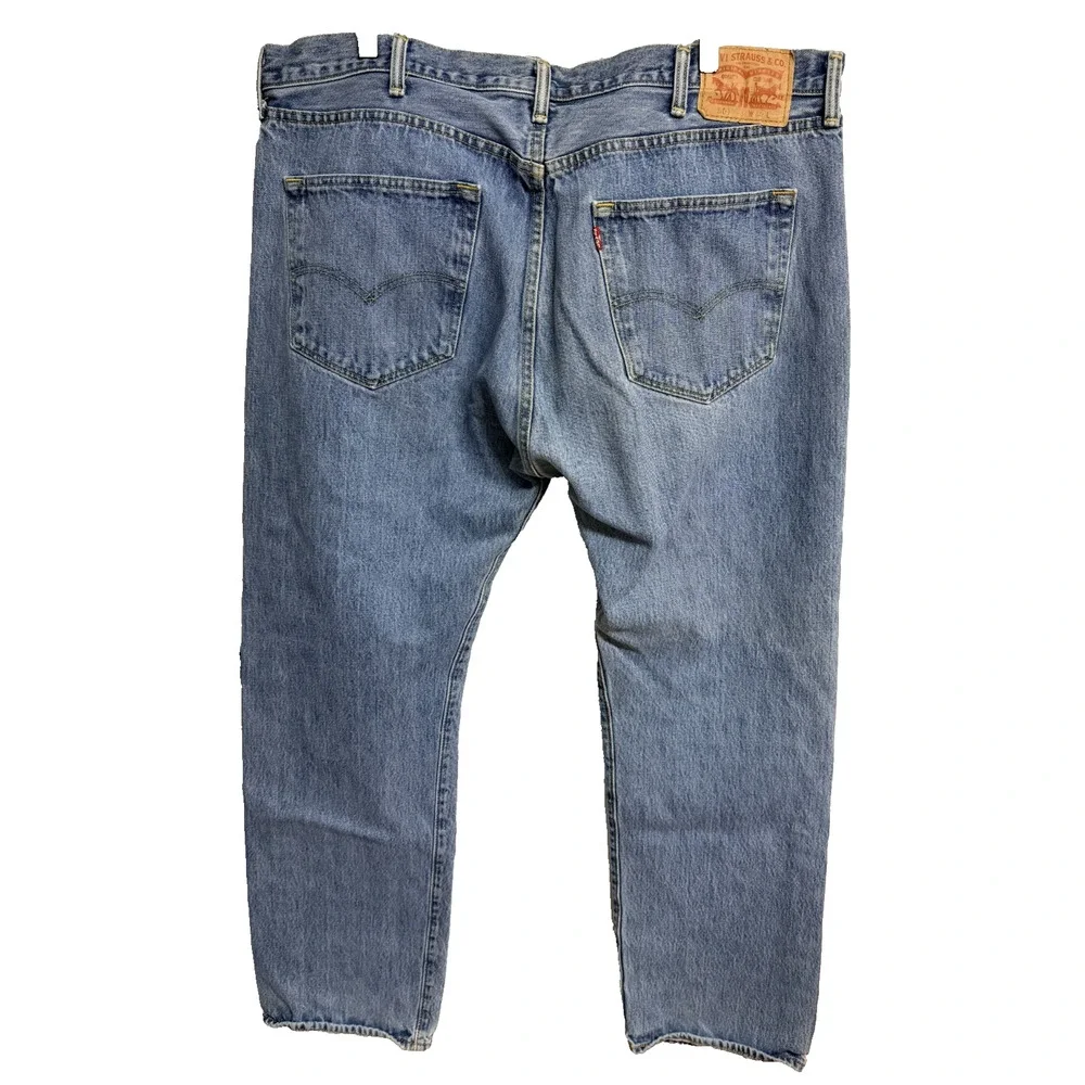 Levis 501 Jeans Men's 42X32 Blue Medium Wash Denim Classic Straight Button Fly
